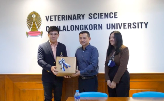 AVO donates pet test kits to Chulalongkorn University